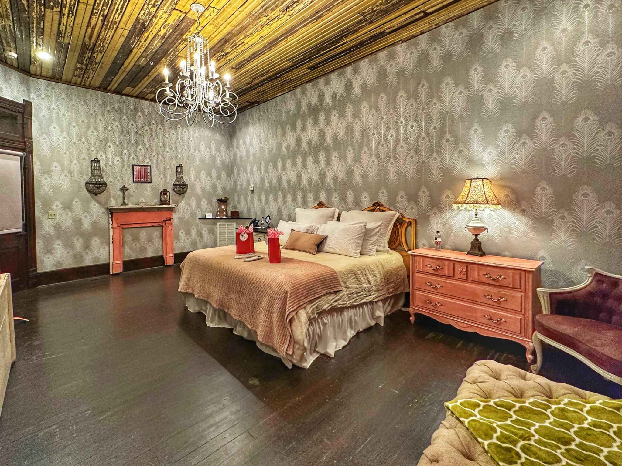 Upstairs at the Mulberry Inn in Tishomingo, OK